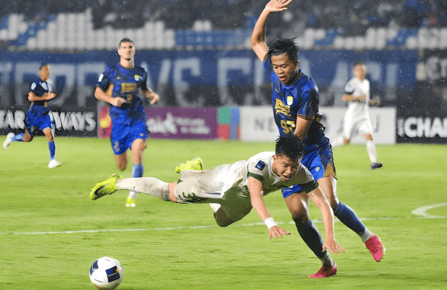 亚冠今晨再迎强敌；那不勒斯手感冰凉；主帅态度：赛场秩序良好；训练强度明显提升的简单介绍-开云中国